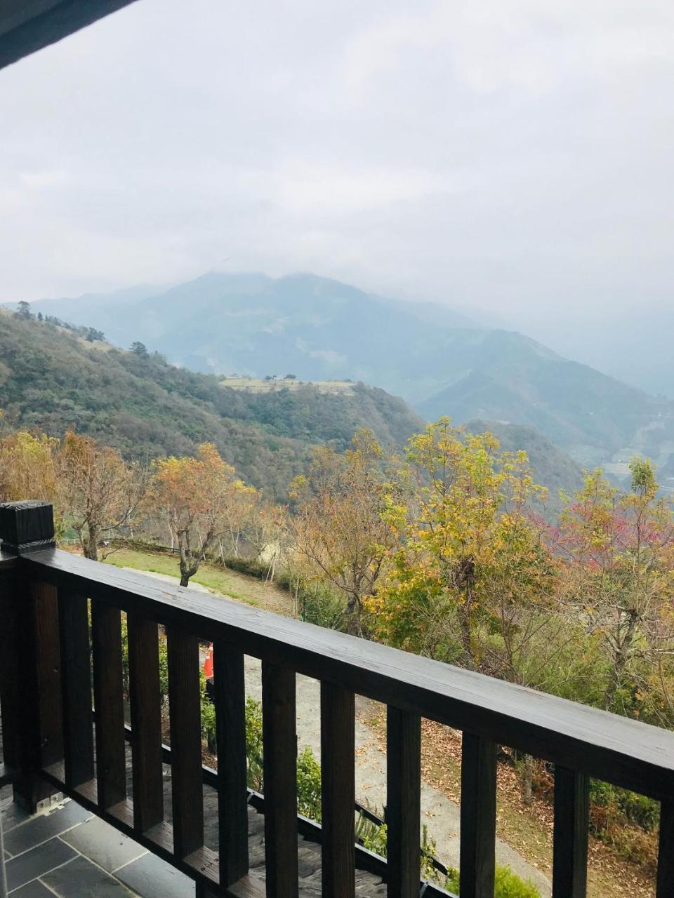 רן-איי Black Forest Manor מראה חיצוני תמונה