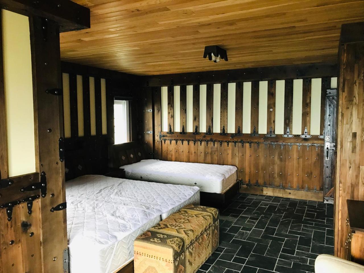 רן-איי Black Forest Manor מראה חיצוני תמונה